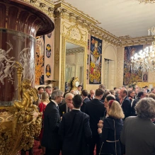 Le Président et les représentants de l'ambassade des États-Unis