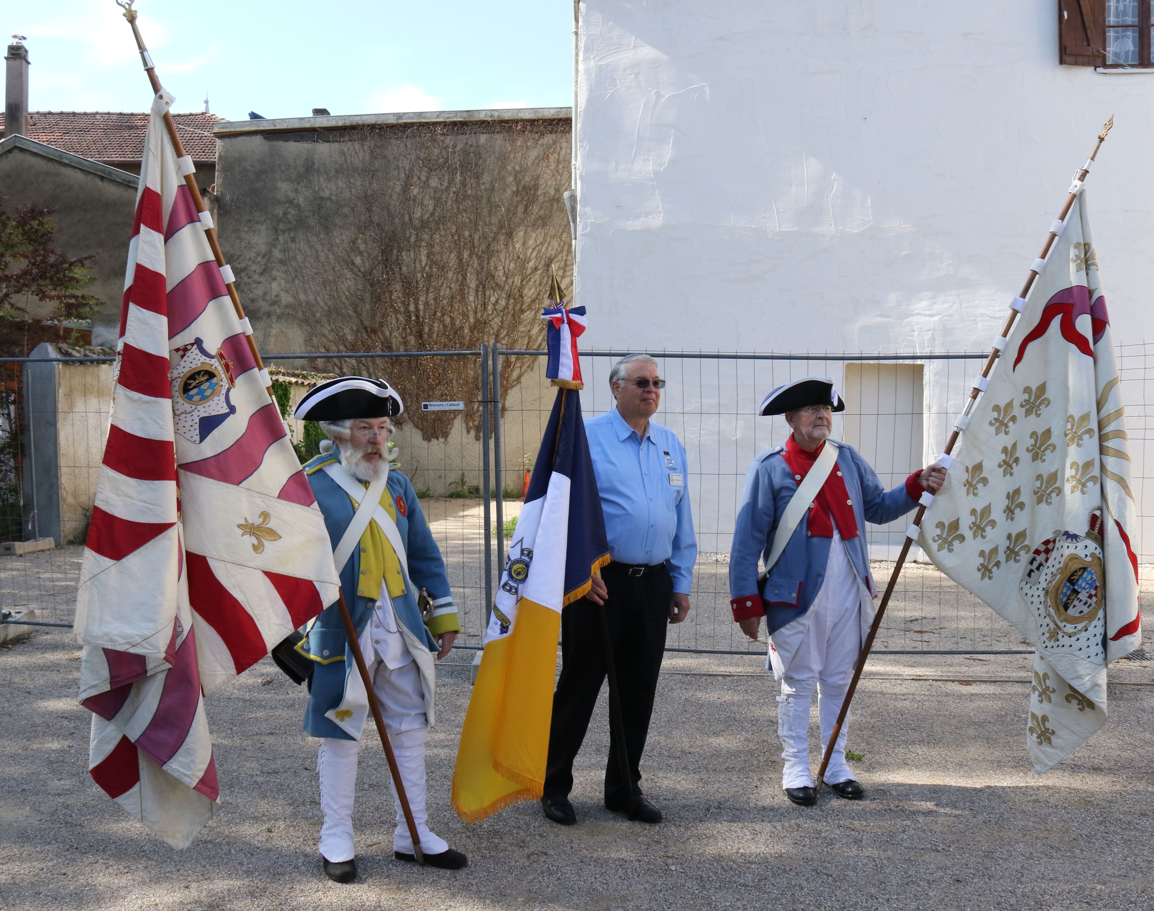 Les drapeaux des SAR et du Royal Deux-Ponts