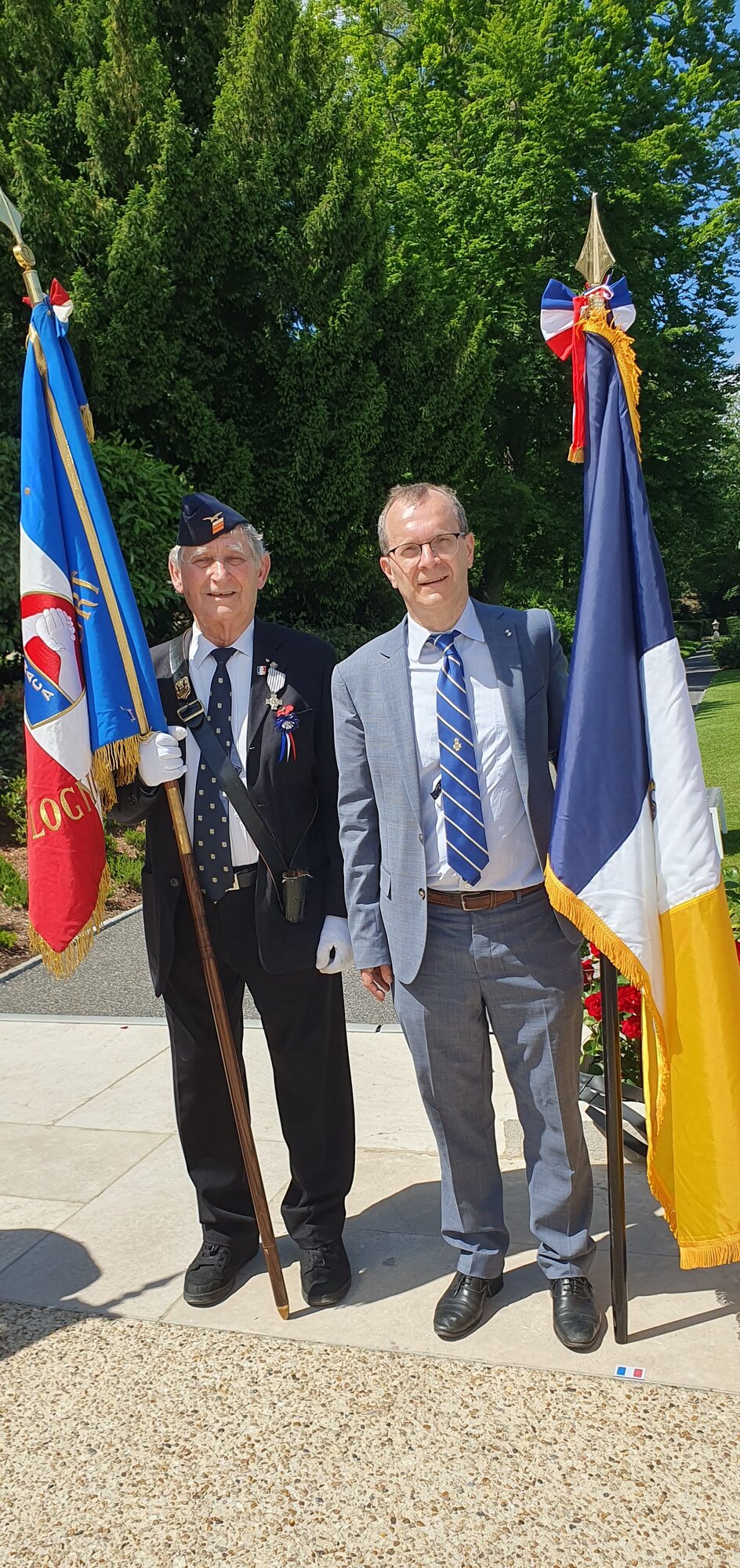 Notre porte-drapeau au cimetière américain de Suresnes, 26 mai 2024