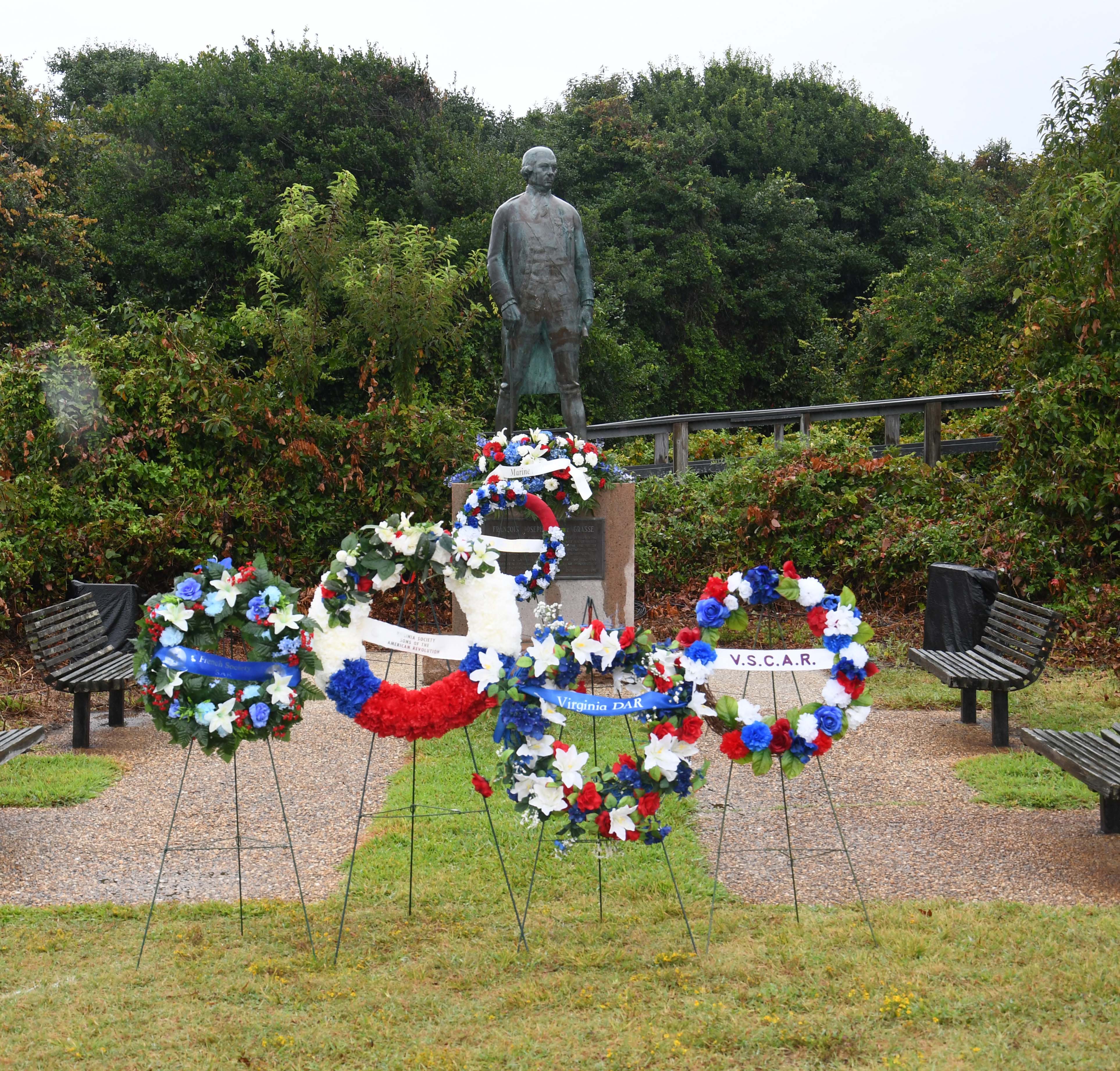 243e anniversaire de la Bataille des Caps en Virginie : statue de l'amiral de Grasse