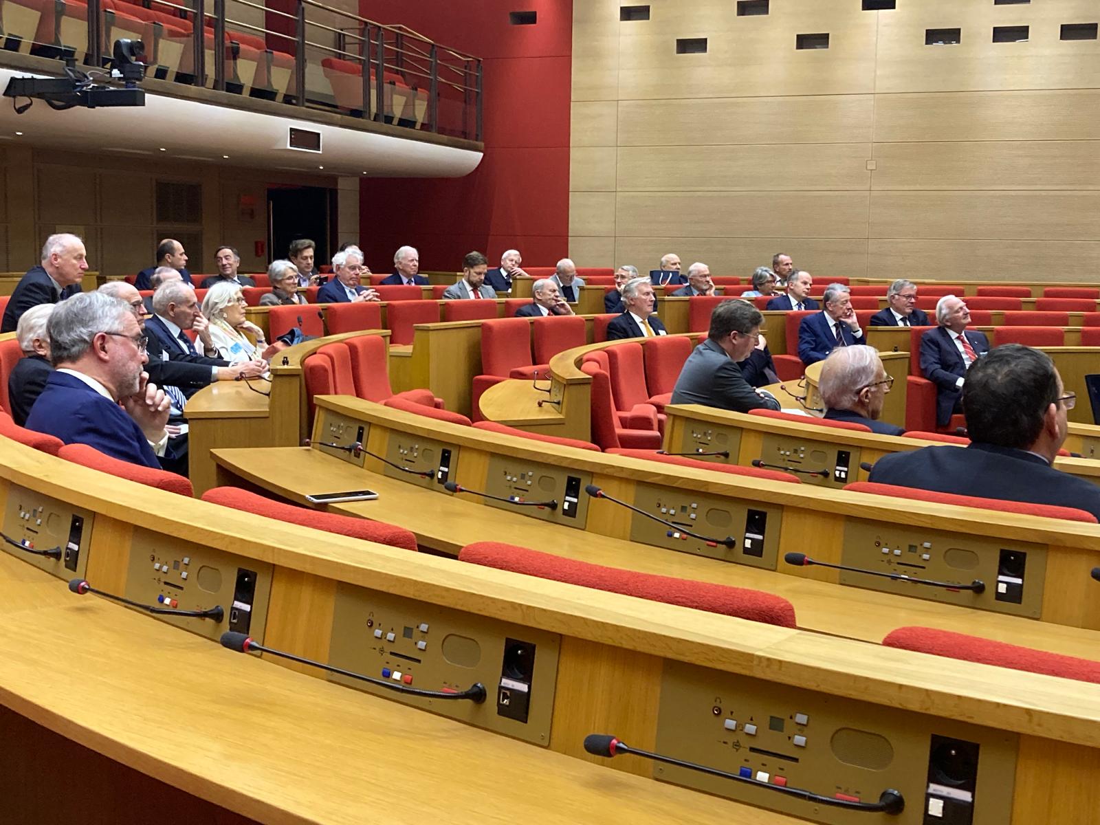 Assemblée générale au Sénat, 7 février 2025