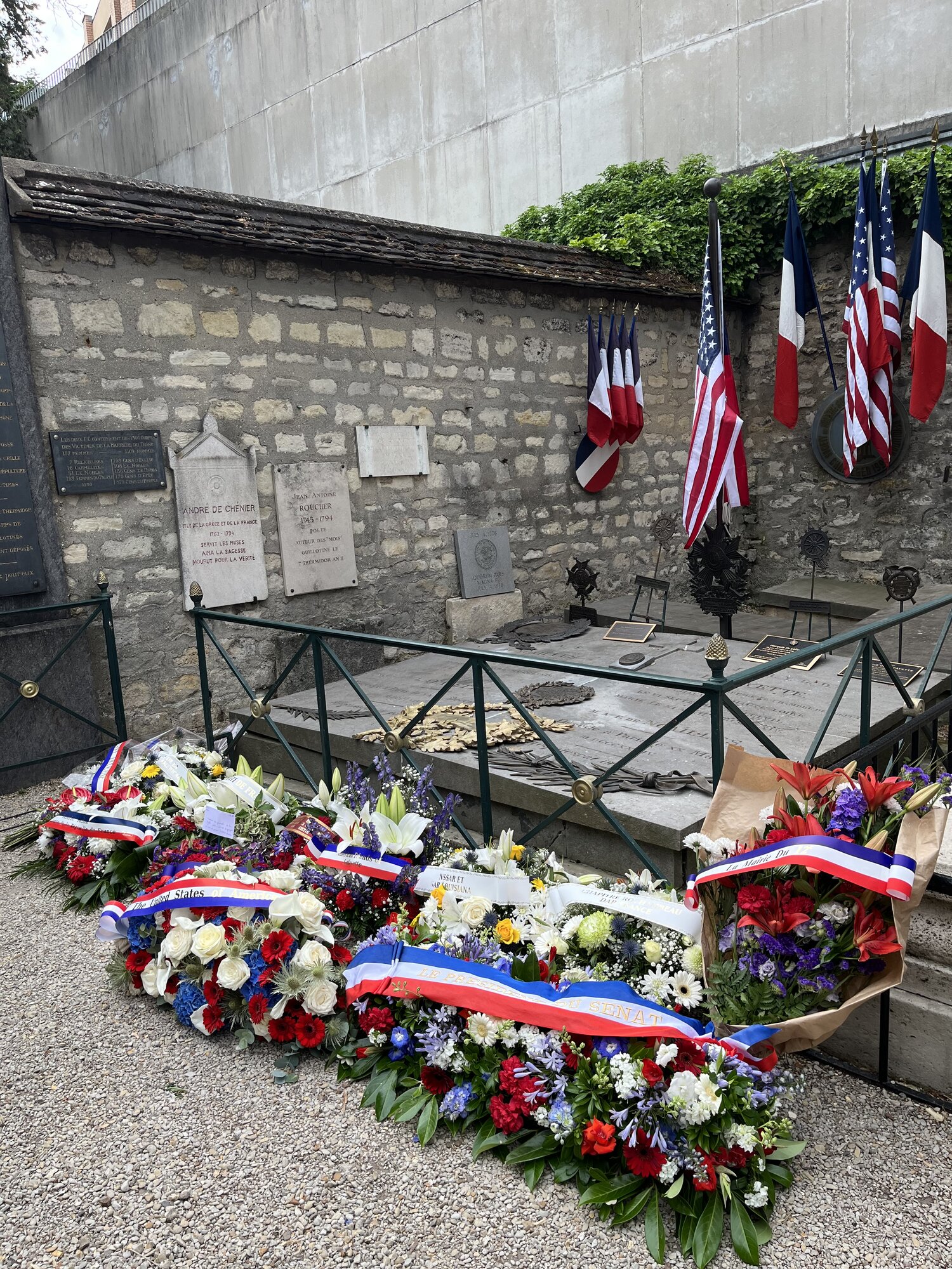 La tombe de La Fayette à l'issue de la cérémonie du 25 juin 2025